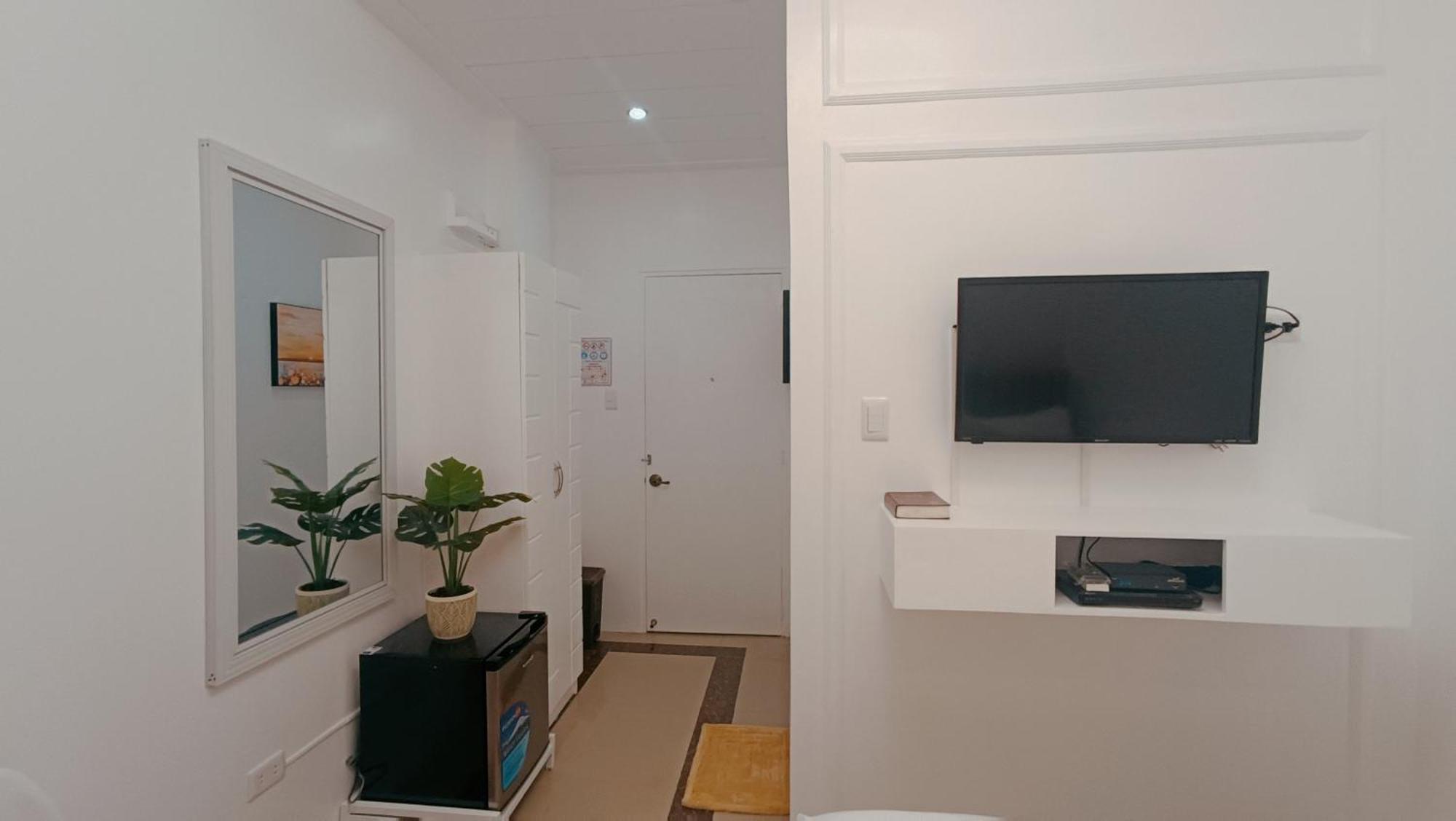 Elizabeth Hotel - Naga Pili  Εξωτερικό φωτογραφία