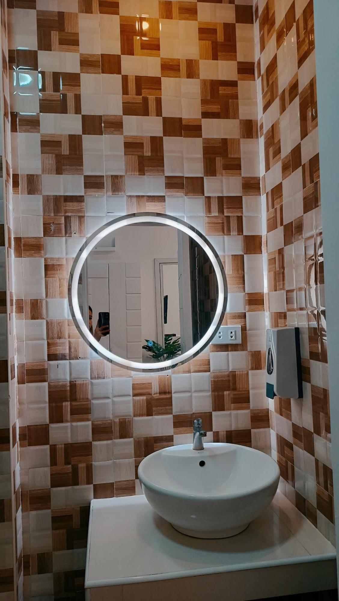 Elizabeth Hotel - Naga Pili  Εξωτερικό φωτογραφία