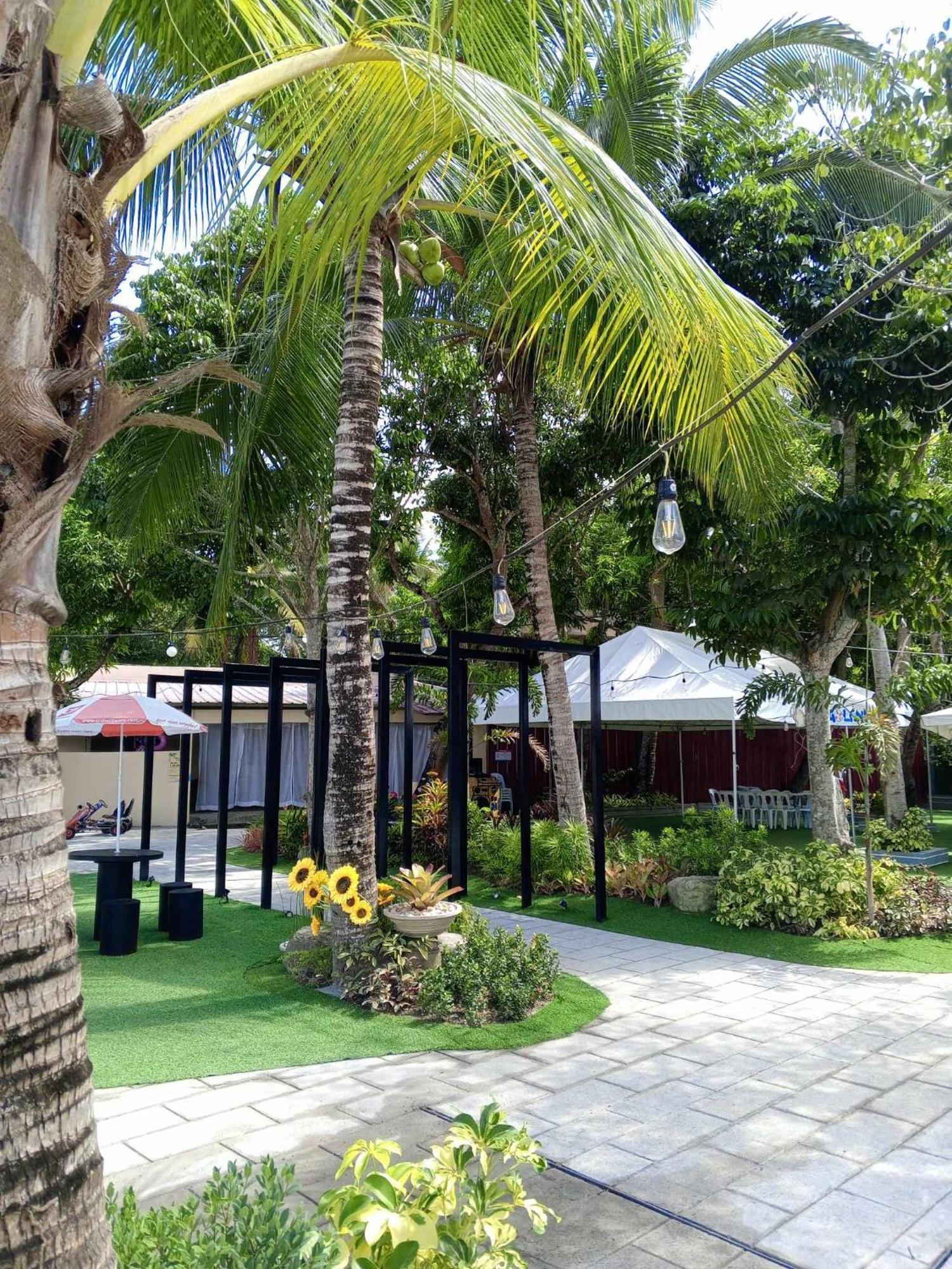 Elizabeth Hotel - Naga Pili  Εξωτερικό φωτογραφία