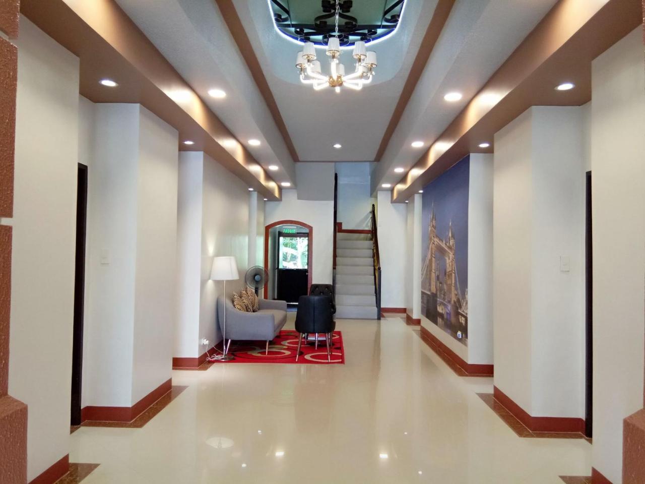 Elizabeth Hotel - Naga Pili  Εξωτερικό φωτογραφία