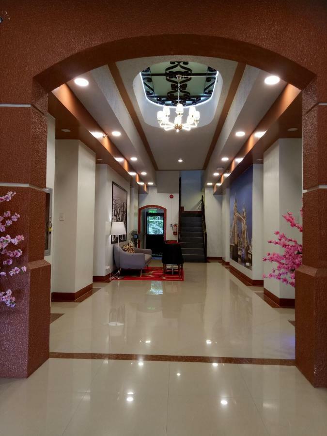 Elizabeth Hotel - Naga Pili  Εξωτερικό φωτογραφία