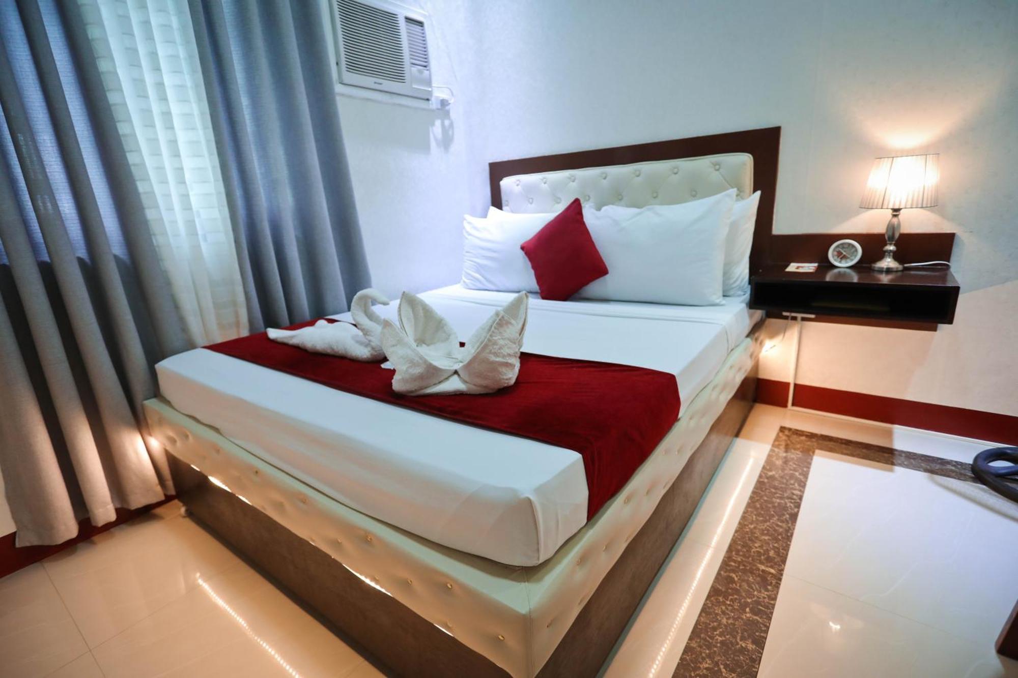 Elizabeth Hotel - Naga Pili  Εξωτερικό φωτογραφία